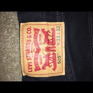 Black Levi’s jeans 505